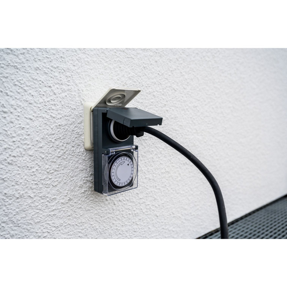 Brennenstuhl 1506460 Mechanische Zeitschaltuhr MZ 44 DE IP44