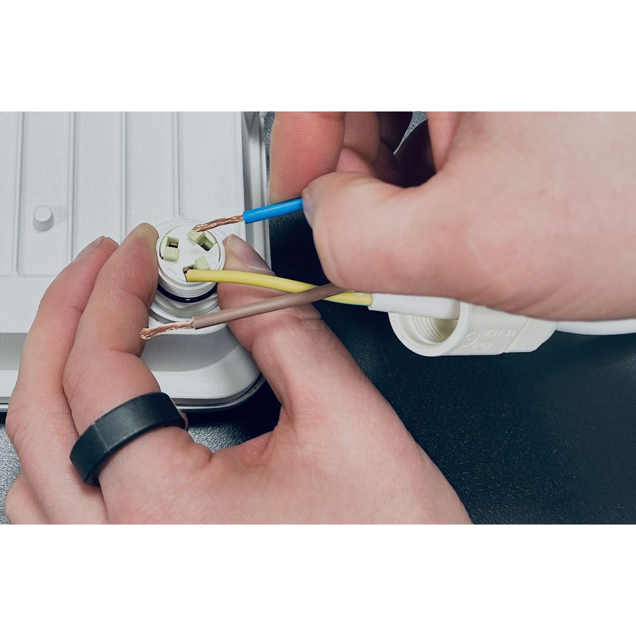 Brennenstuhl LED Strahler JARO 3060 WP mit PIR, 2300 lm, 20 W, IP65