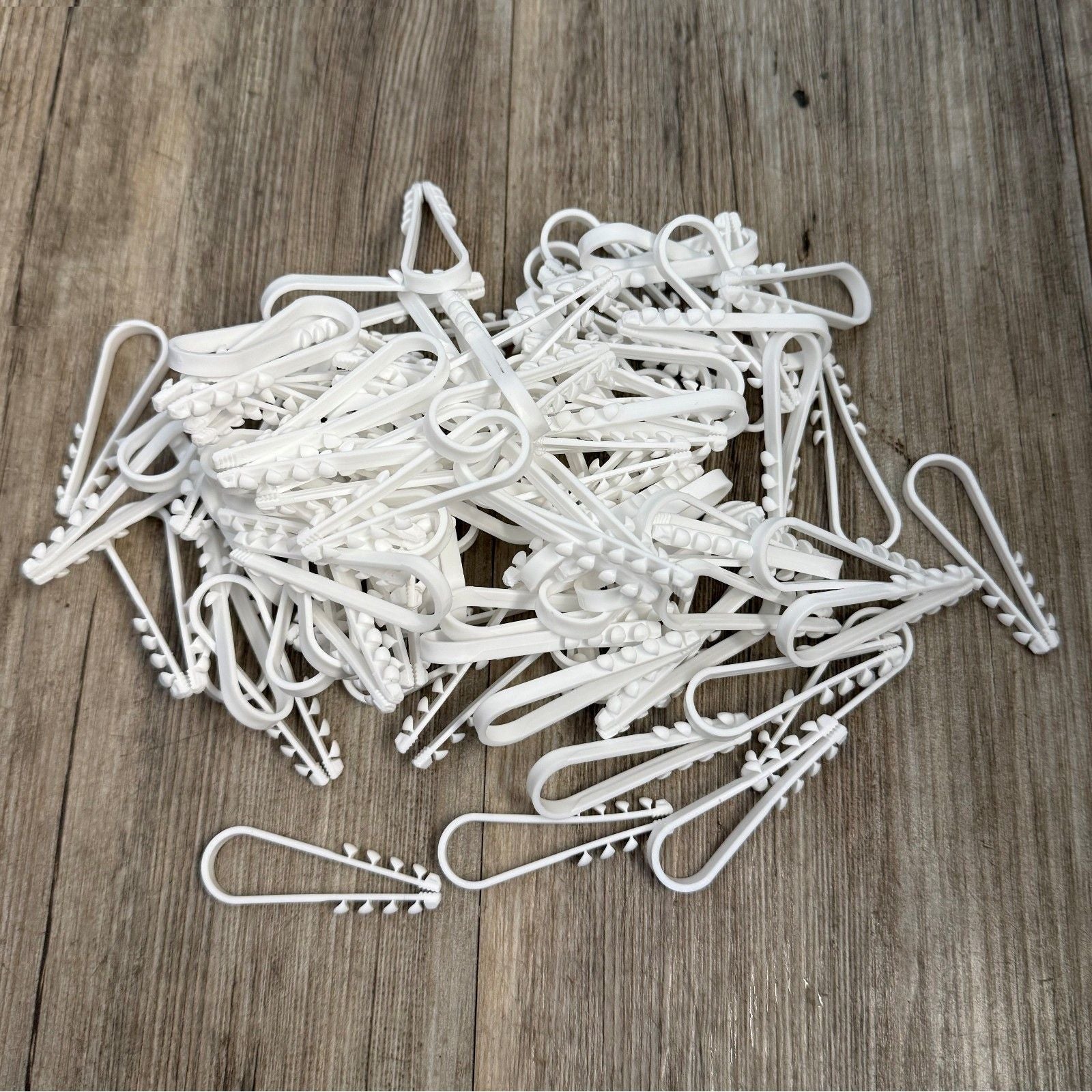 Schlaufendübel Dübelklemmschelle